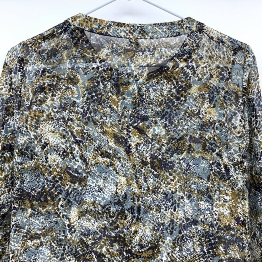 Ann Taylor Printed Button Down Long Sleeve Blouse - Picture 6 of 8